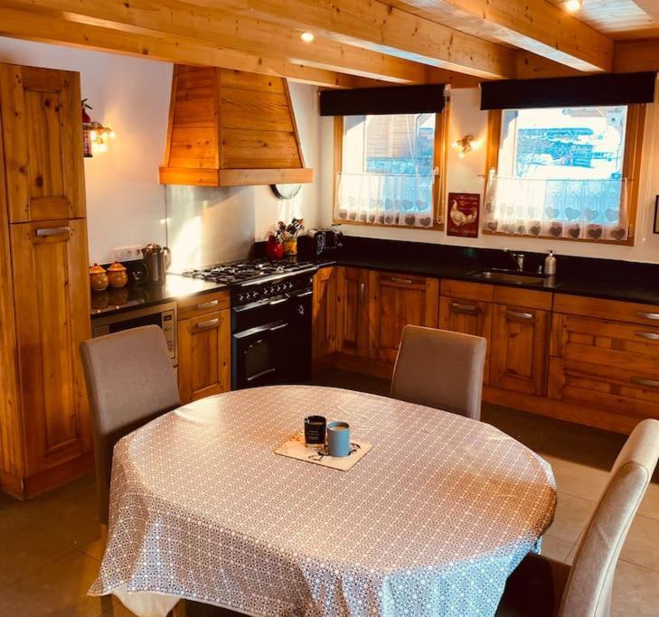 Chalet La Grange Seytroux Екстериор снимка